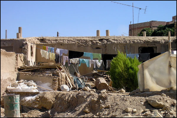 حاشینه نشینی