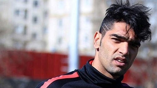 دستگیری بازیکن سابق تیم پرسپولیس توسط نیروهای امنیتی / فیلم پرسپولیس