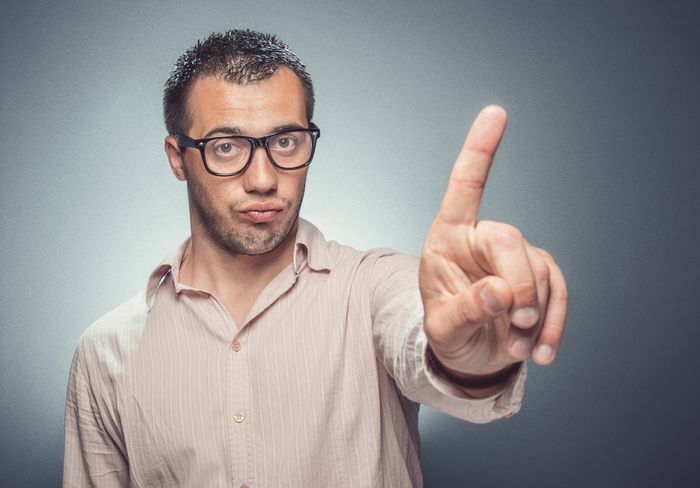 چگونه به پر حرفی دیگران نه بگوییم؟