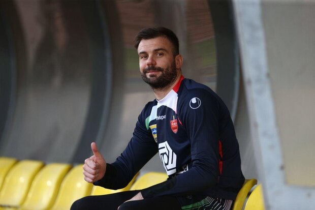 تنها بازیکن خارجی پرسپولیس از ایران میرود پرسپولیس