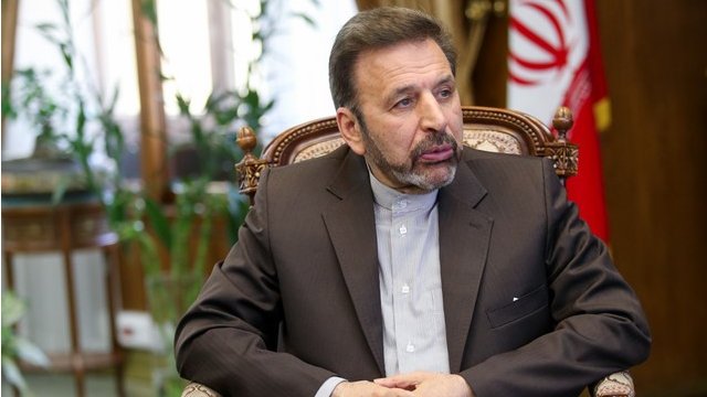 واعظی: تاکنون مسئولی واکسن نزده است