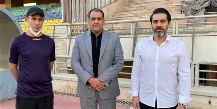 گل محمدی از رسول پناه شکایت کرد گل محمدی از رسول پناه شکایت کرد