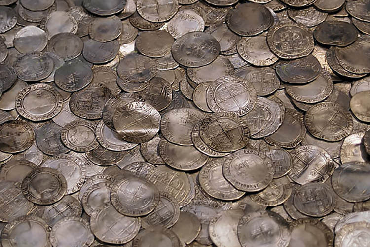 چگونه سکه های قدیمی مان را تمیز کنیم؟