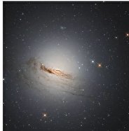 کهکشان در حال مرگ از چشم تلسکوپ هابل / عکس