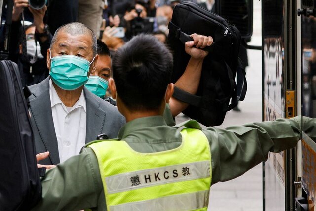 محکومیت میلیاردر رسانه‌ای هنگ‌کنگی به ۱۲ ماه حبس