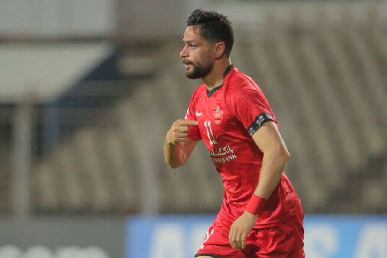 کامیابینیا بهترین بازیکن دیدار پرسپولیس و الریان شد پرسپولیس