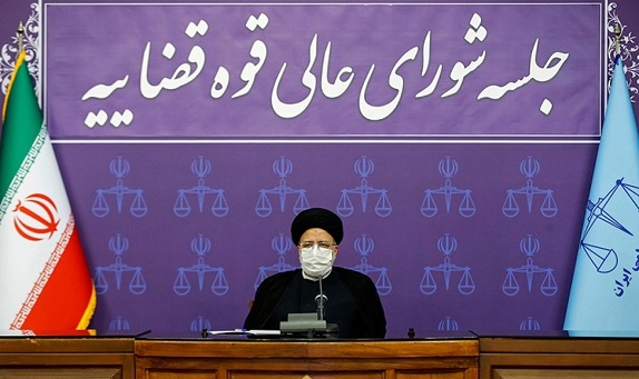 اجرای سند تحول قضائی با تغییرات مدیریتی دچار سستی نمی‌شود
