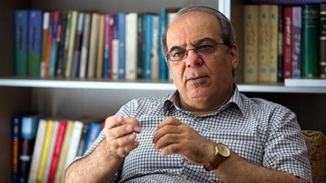 عباس عبدی خطاب به رئیسی: توپ برجام الان در زمین شماست/ تصمیم را شما باید بگیرید، نه اصولگرایانی که مسئولیت کار خود را نمی پذیرند