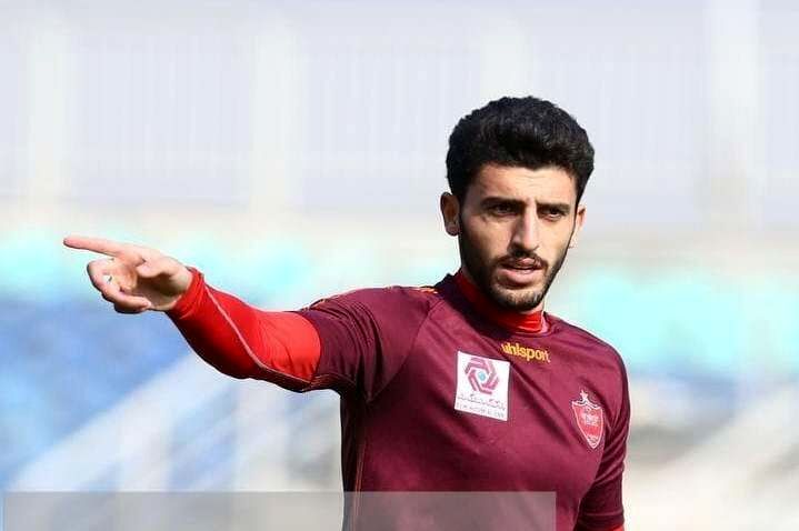 پرسپولیسیها به دنبال فروش مهاجم خود مهدی مهدی خانی