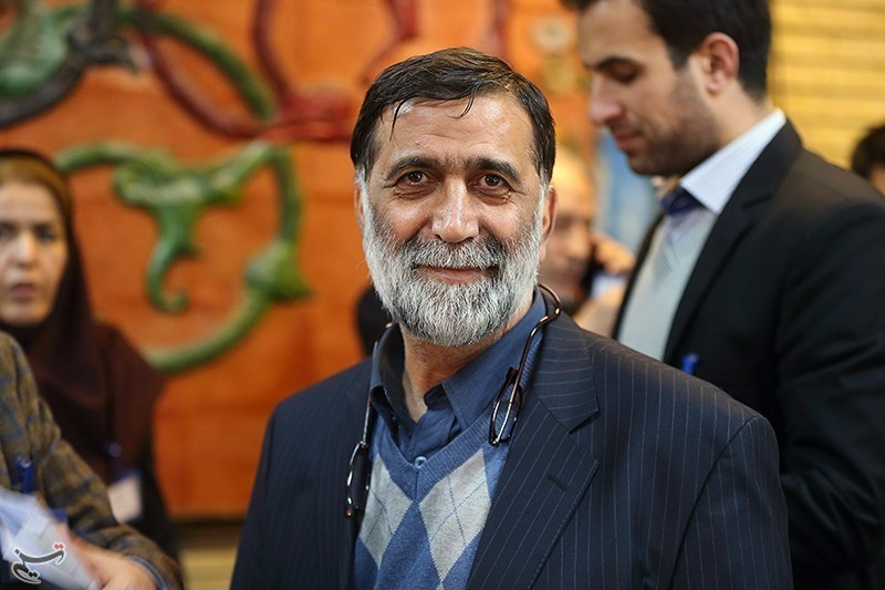 یکی از گزینههای مدیرعاملی پرسپولیس حذف شد/ مرد جنجالی در راه استقلال؟ پرسپولیس