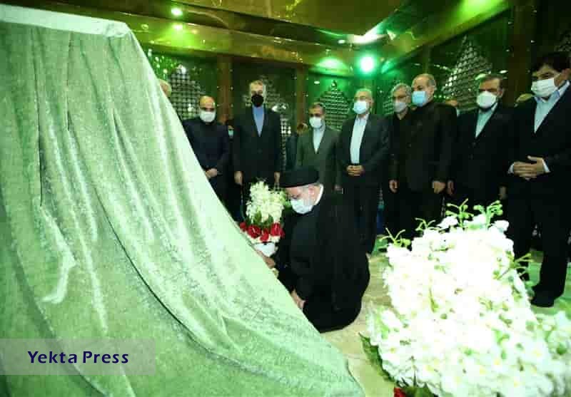آیت الله رئیسی: باید در عمل و اقدام پایبند اندیشه های امام باشیم