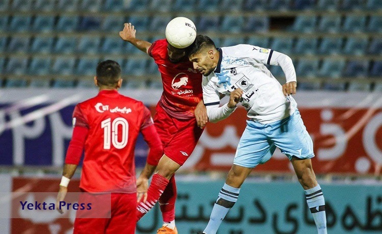 مدافع خارجی قرمزها 