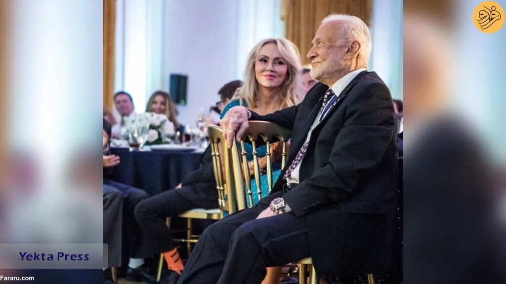 فضانورد معروف در ۹۳ سالگی ازدواج کرد