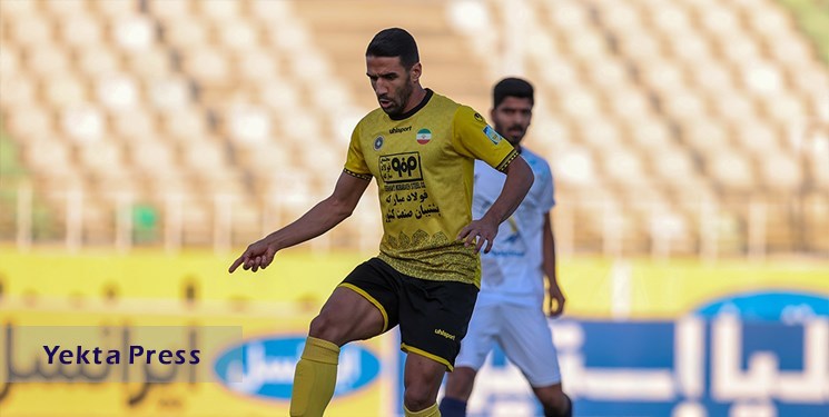 بازیکن سپاهان از بازی با پرسپولیس محروم شد