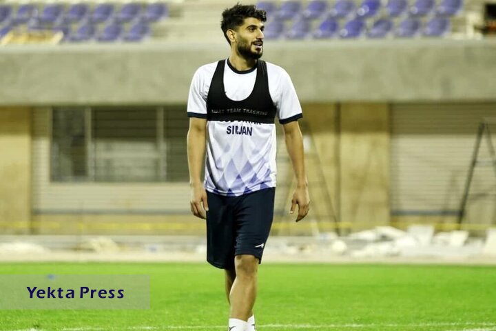 گل‌محمدافع سابق استقلال