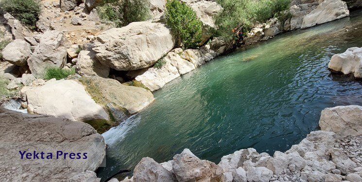 تنگه‌ای هیجان‌انگیز برای شنا و پرش در آب