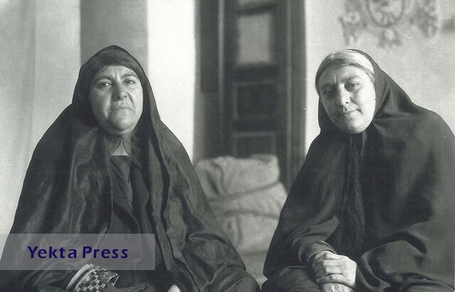 کاری که عمه احمد شاه با قاجاریه کرد