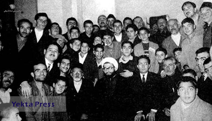 مسجدی که با جشن کتاب به پاتوق جوانان انقلابی تبدیل شد