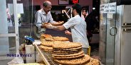 افزایش قیمت نان توسط نانوایان‌ تخلف است‌