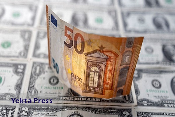 کاهش ارزش دلار در برابر یورو در معاملات امروز بازار جهانی