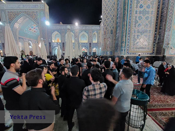 تجمع دانشجویان دانشگاه تهران در محکومیت اقدام تروریستی شیراز