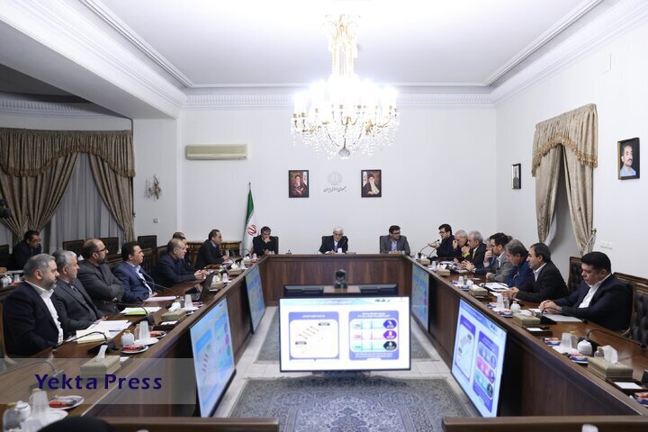 باید بااستعدادترین جوان‌ها در صنعت نفت مشغول کار شوند