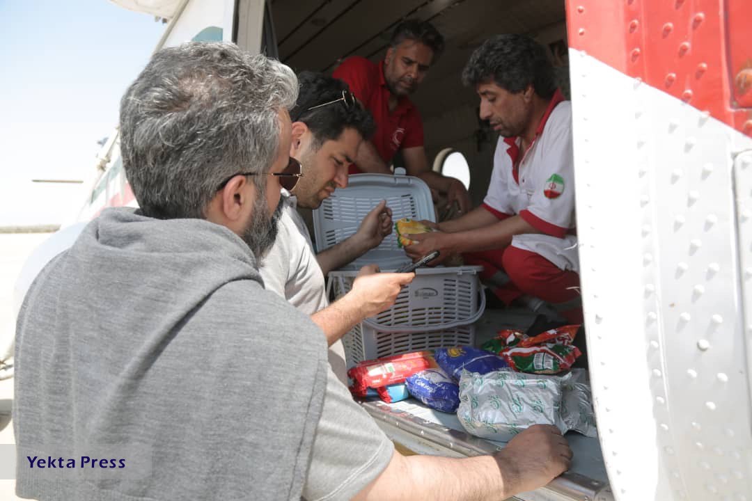بسته های غذایی موسسه خیریه نیک گامان به سیل زدگان سیستان و بلوچستان رسید