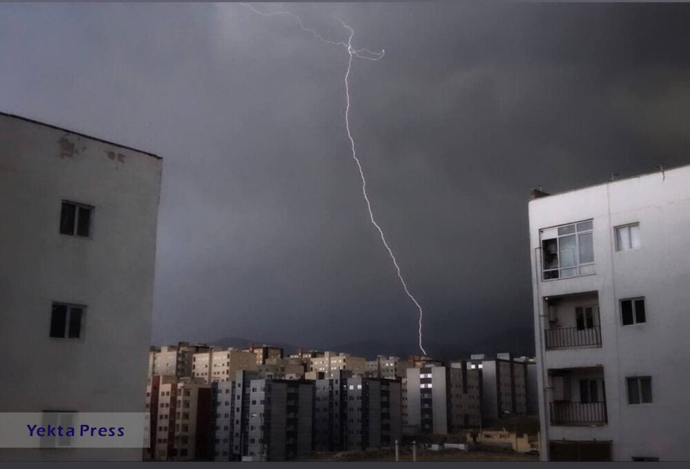 پیش بیعد و برق در ۱۱ استان کشور