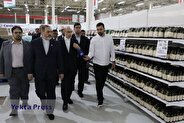 بازدید وزیر دفاع از فروشگاه مگاصیص در ونزوئلا و تأکید بر گسترش همکاری‌های اقتصادی