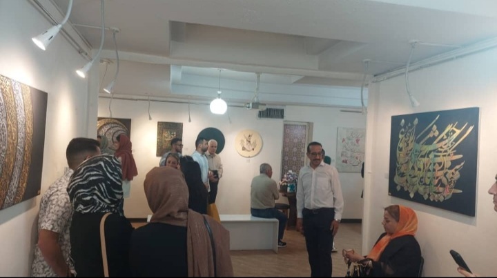 نمایشگاه نقاشیخط