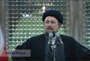 کسانی که بخواهند نام خلیج فارس را تغییر دهند خود را مضحکه کرده‌اند