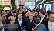 رئیس‌جمهور از آخرین دستاوردهای صنعت نفت در نمایشگاه بازدید کرد