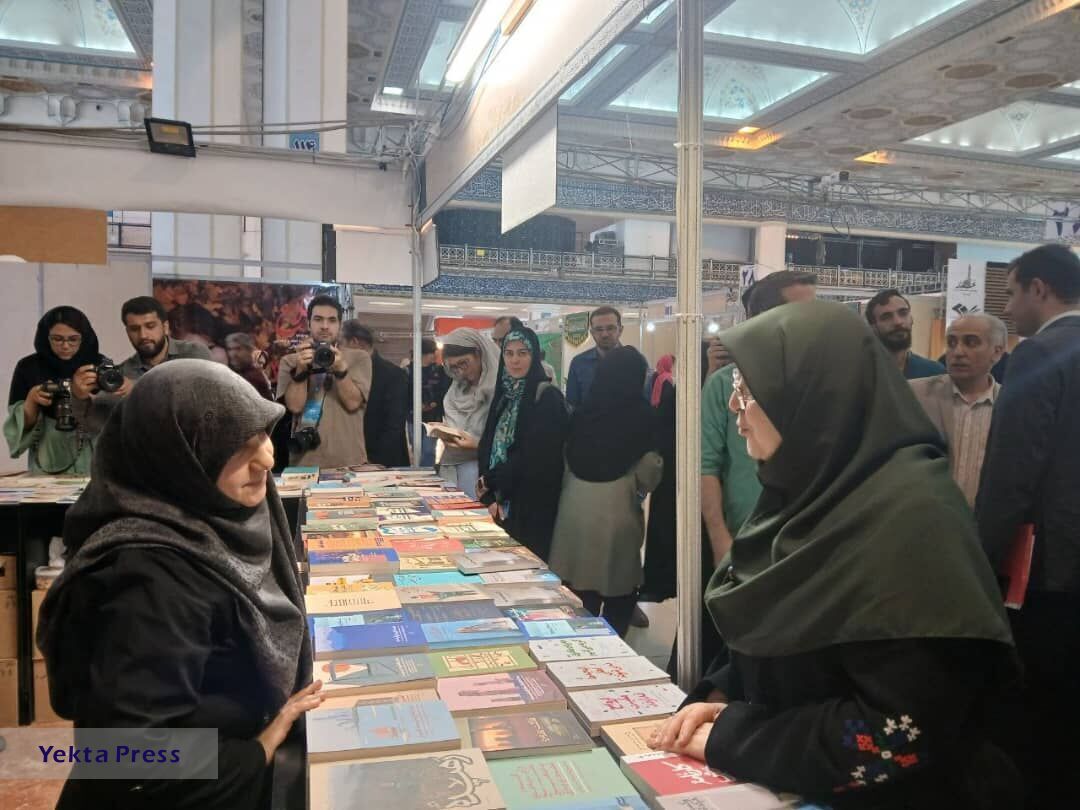 دولت چهاردهم فرهنگ را از ارکان توسعه می‌داند